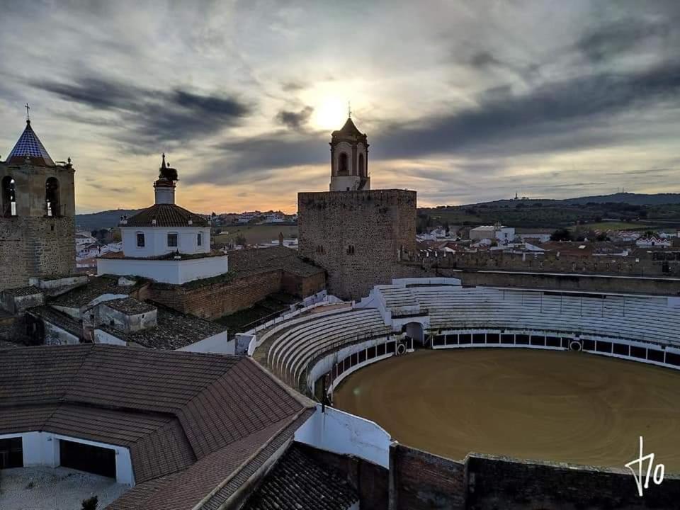 Apartamento Fregenal Centro R&S Fregenal de la Sierra Buitenkant foto